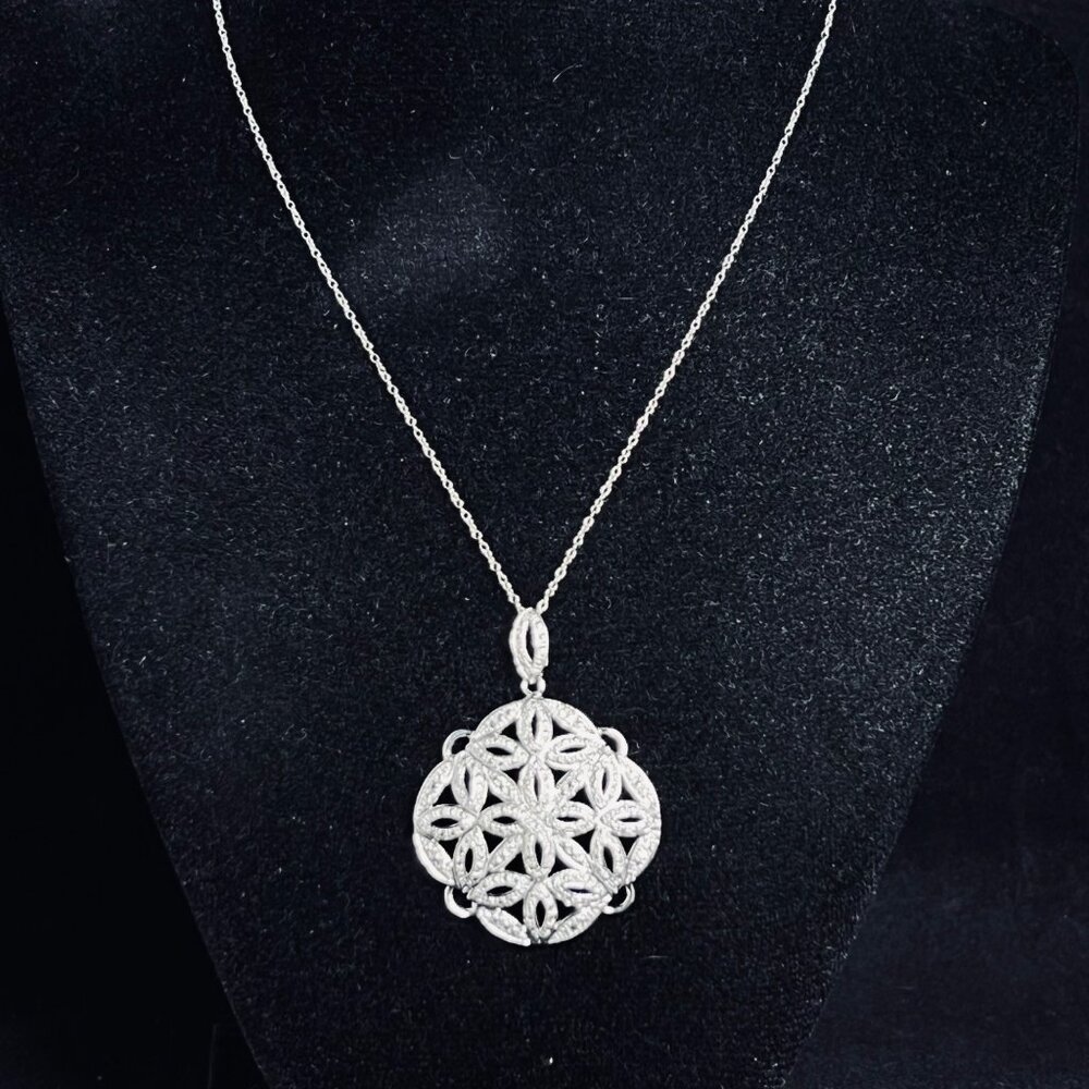 Sterling Silver Cable Chain Necklace With Silver Plated Floral Pendant (5377)